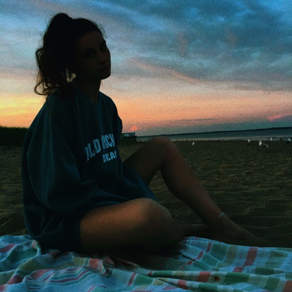 Meet your Posher, Ally - Picture 1 of 1